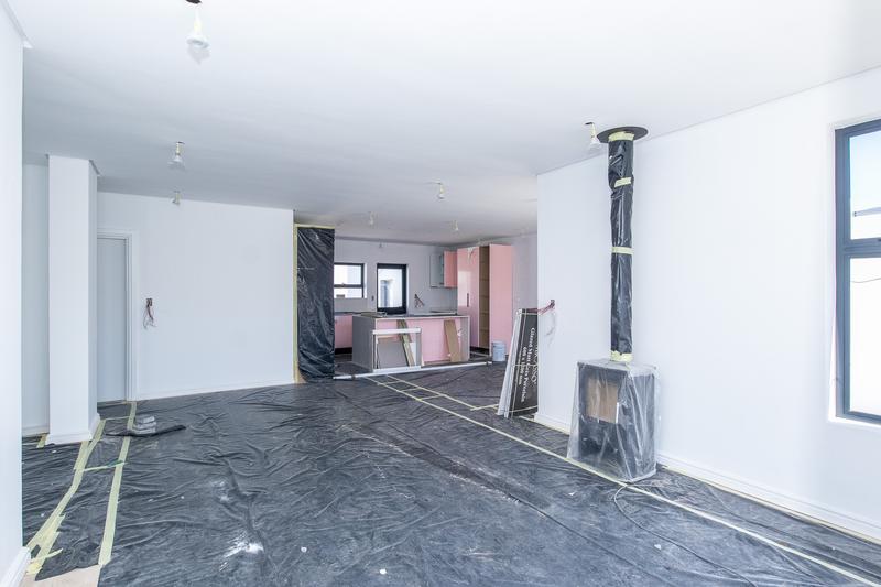 To Let 4 Bedroom Property for Rent in Meadowridge Western Cape